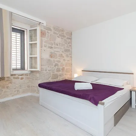 Boutique Forum Apartament *